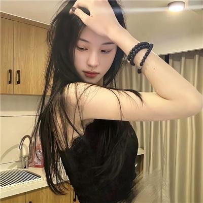 月亮中的亚马逊女人